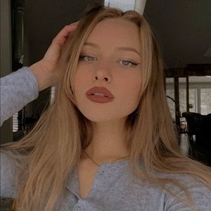 Meet your Posher, Natalia